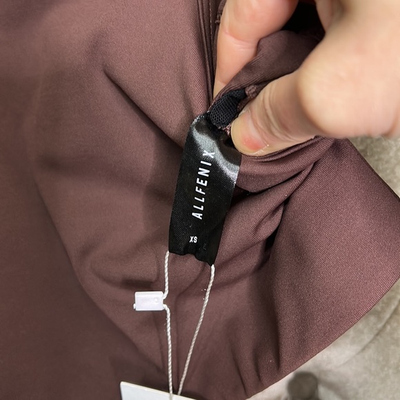 All Fenix chocolate sports bra NWT - Picture 5 of 9